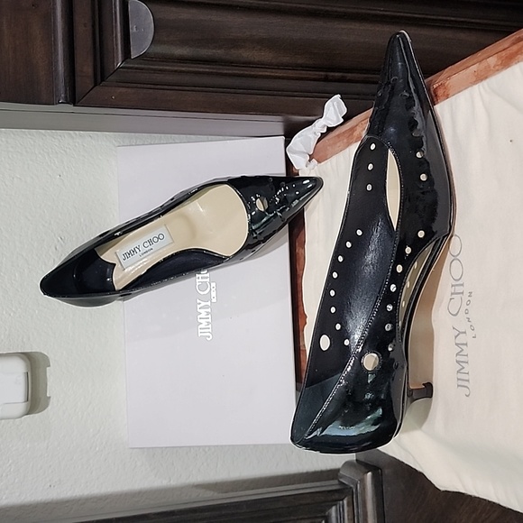 EUC Jimmy Choo shoe s size 37 1/2 - Picture 2 of 12